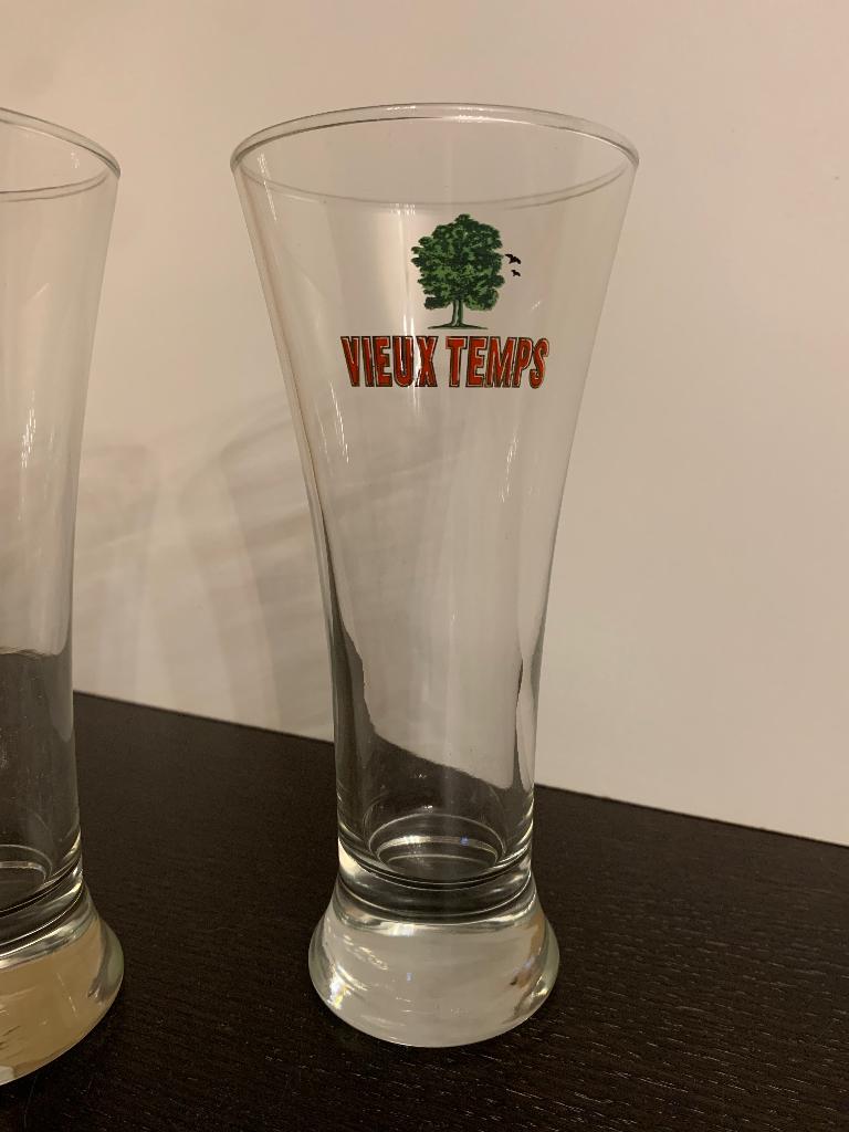 Verres à Vieux Temps, Enlèvement