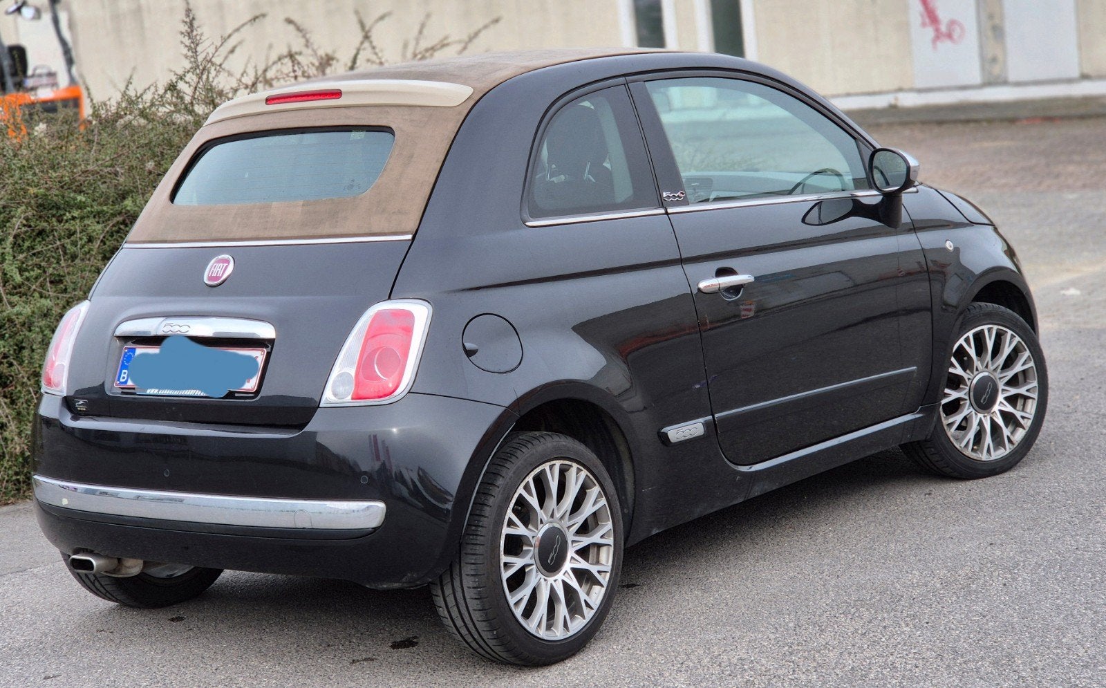 Fiat 500 cabrio 12ess an2014. 170mkm cuir rouge 5400€, Auto's, Fiat, Euro 5, Cabriolet, Zwart, Leder