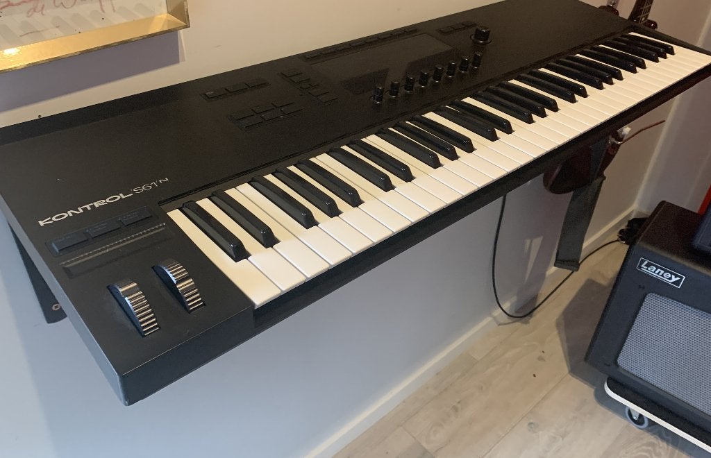 Native Instruments Kontrol S61 MK3, Muziek en Instrumenten, Overige merken, 61 toetsen, Ophalen of Verzenden, Zo goed als nieuw