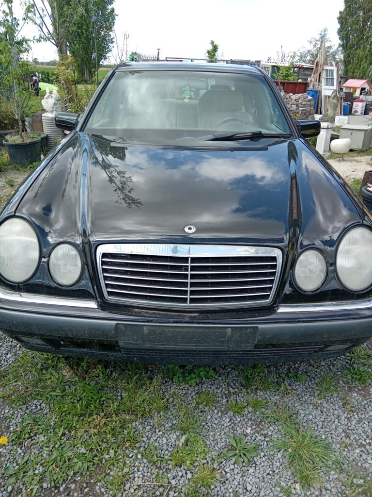 Mercedez e220, Autos, Particulier, Achat