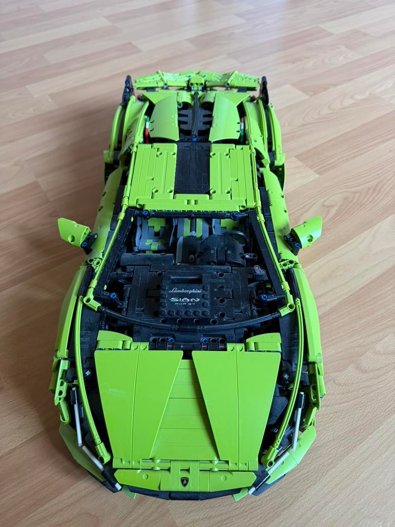 Lego technic lamborghini sian, Enlèvement, Comme neuf