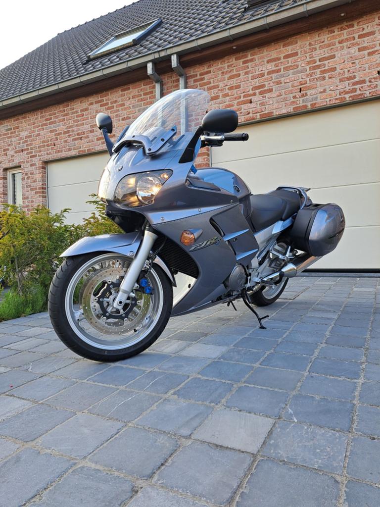 Yamaha Fjr 1300, 144pk, premier propriétaire, état neuf, 1298 cm³, Tourisme, Plus de 35 kW, Amortisseurs réglables électroniquement