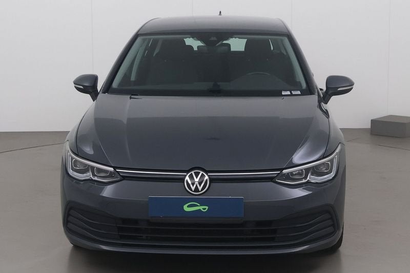 Volkswagen Golf VIII TSI life OPF 130, Auto's, 4 cilinders, Overige bekleding, 5 deurs, Zilver of Grijs