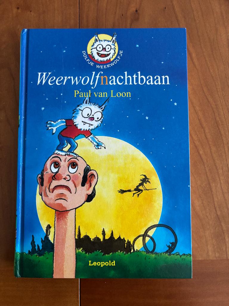 AVI E4 Dolfje Weerwolfje weerwolfnachtbaan Paul van Loon, Boeken, Kinderboeken | Jeugd | onder 10 jaar, Ophalen of Verzenden, Zo goed als nieuw