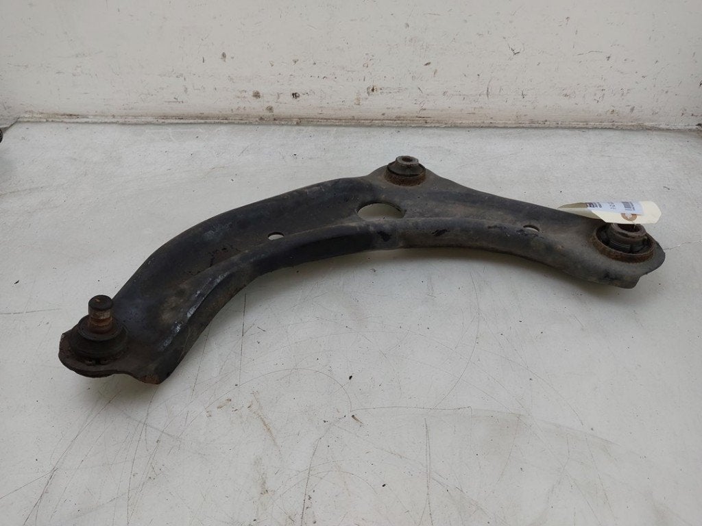 BRAS DE SUSPENSION AVANT GAUCHE (TRIANGLE) Micra (K14), Utilisé, Nissan