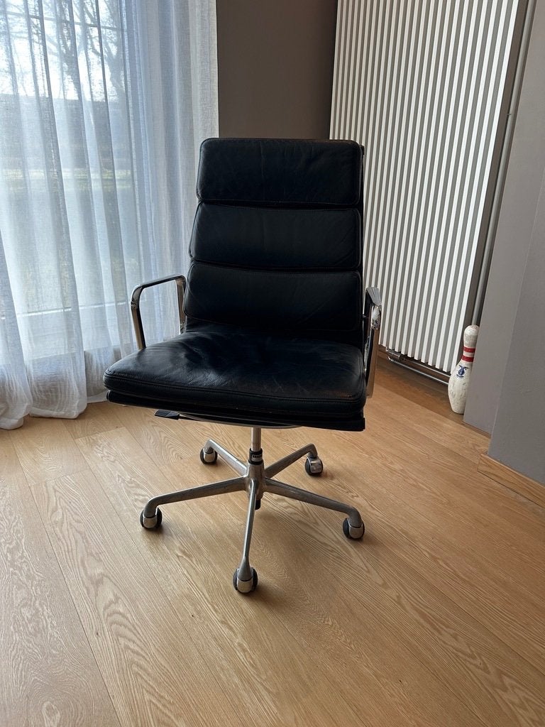 Eames Soft Pad bureaustoel ICF Cadsana - vintage origineel, Huis en Inrichting, Ophalen, Gebruikt, Zwart, Bureaustoel