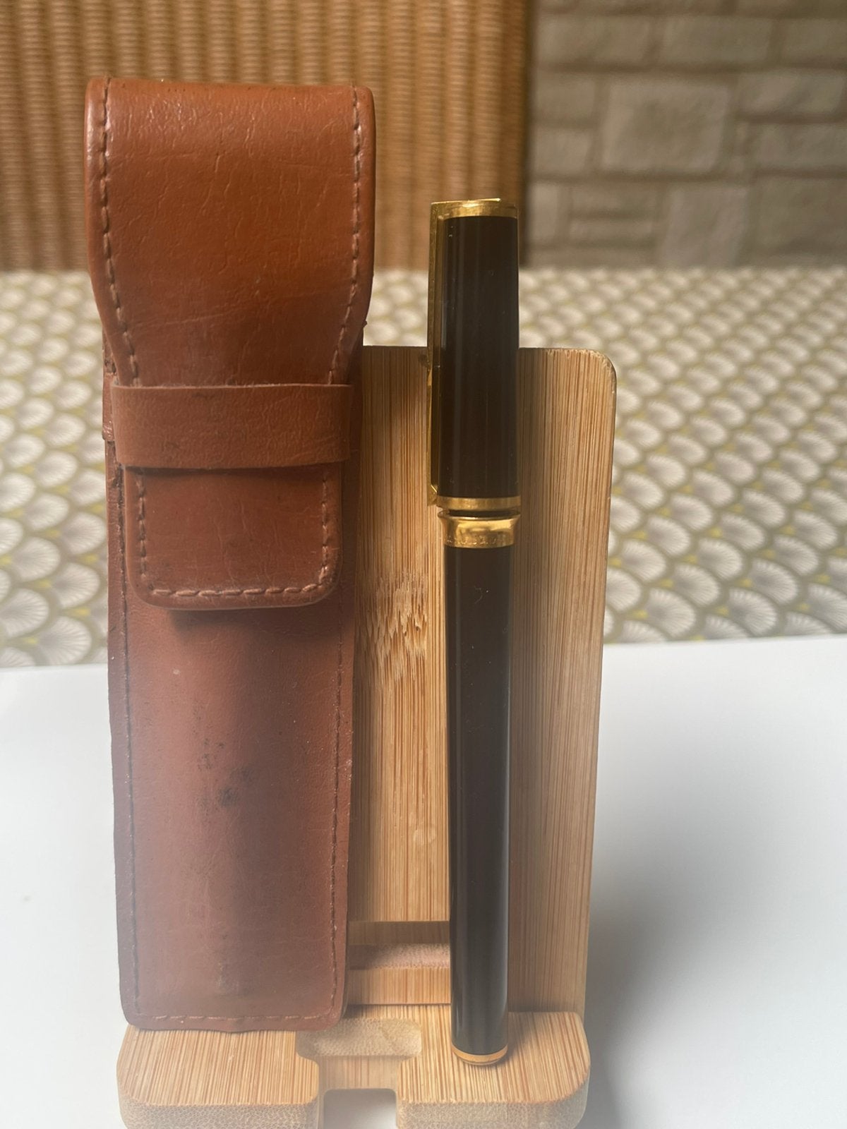Must de Cartier Rollerball Laque Noire Plaqué Or+Étui Cuir, Enlèvement, Utilisé, Stylo, Autres marques