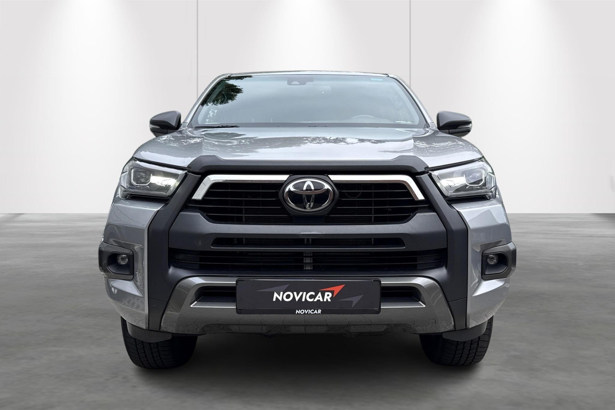 Toyota Hilux 2.8 D-4D Double Cab Aut Invincible BTW-AUTO, Auto's, Automaat, 4 deurs, Stof, Gebruikt