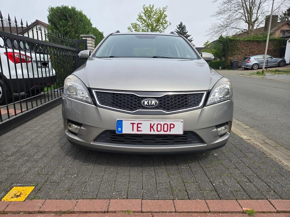 KIA Cee'd SW 1.6i Sport ISG EcoDynamics, Voorwielaandrijving, Stof, 4 cilinders, Beige