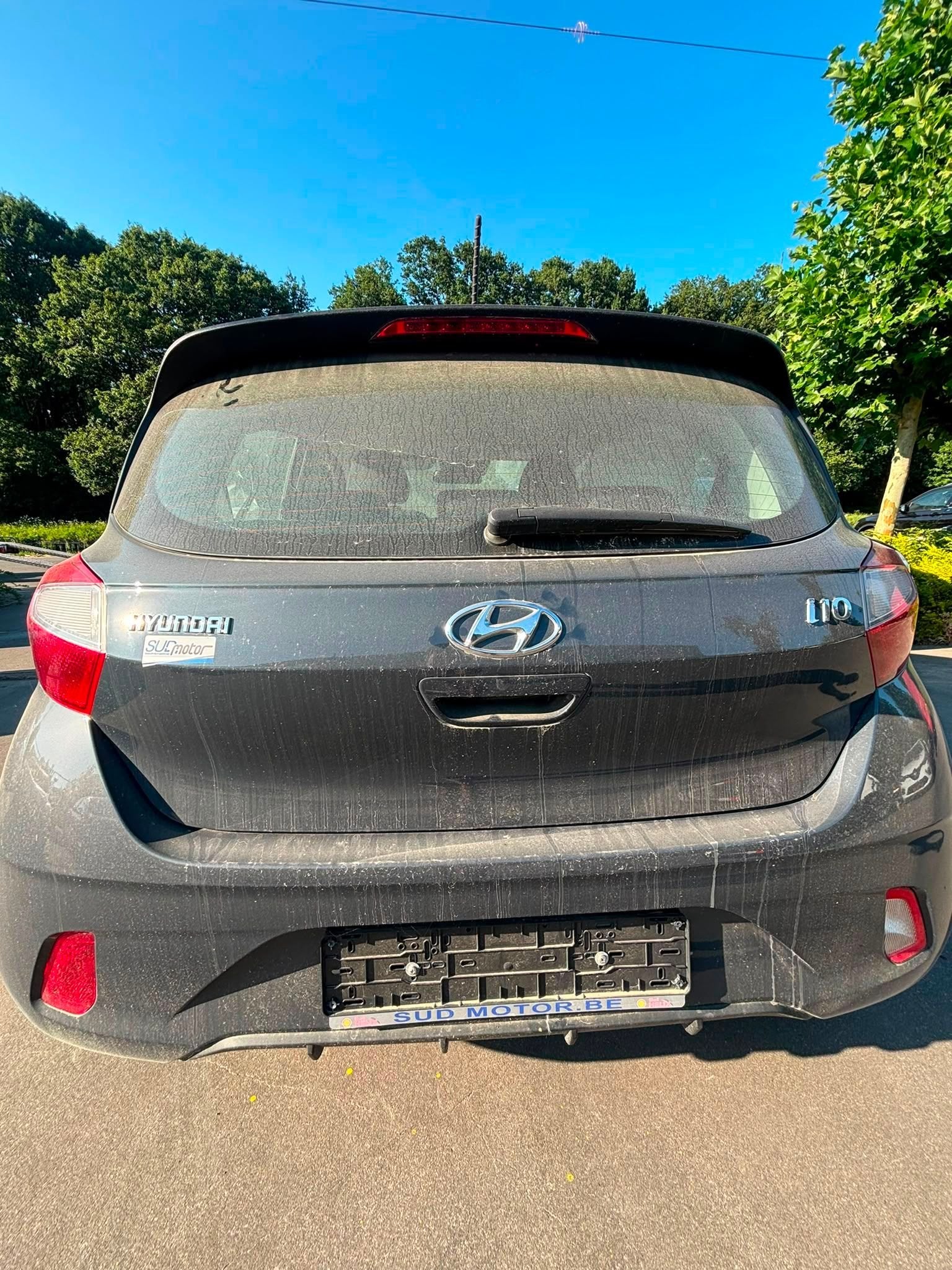 Hyundai i10, 998 cm³, -, -, Noir