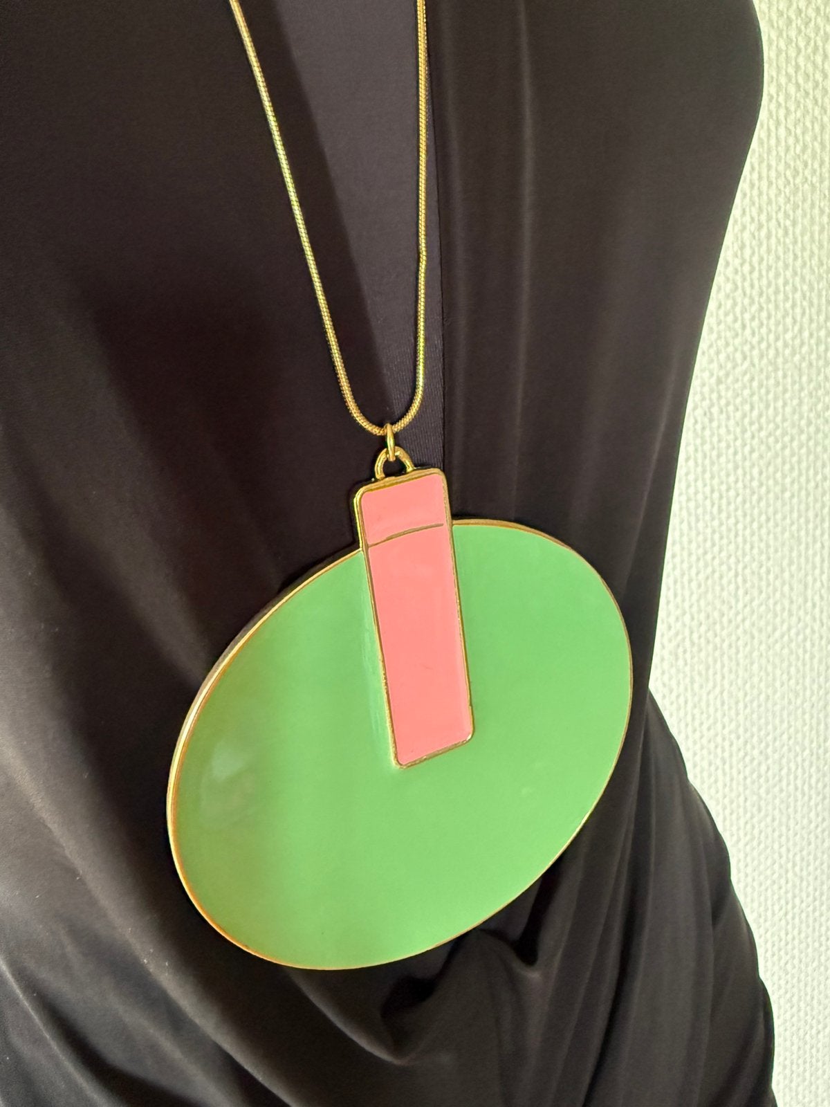 Collier Essential, Bijoux, Sacs & Beauté, Colliers, Envoi, Comme neuf, Vert