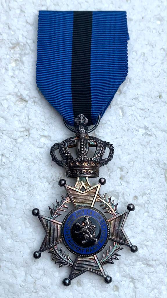 Medaille, Ridder in de Leopold-II Orde, 2-taal FR/NL, Enlèvement ou Envoi, Armée de terre, Ruban, Médaille ou Ailes