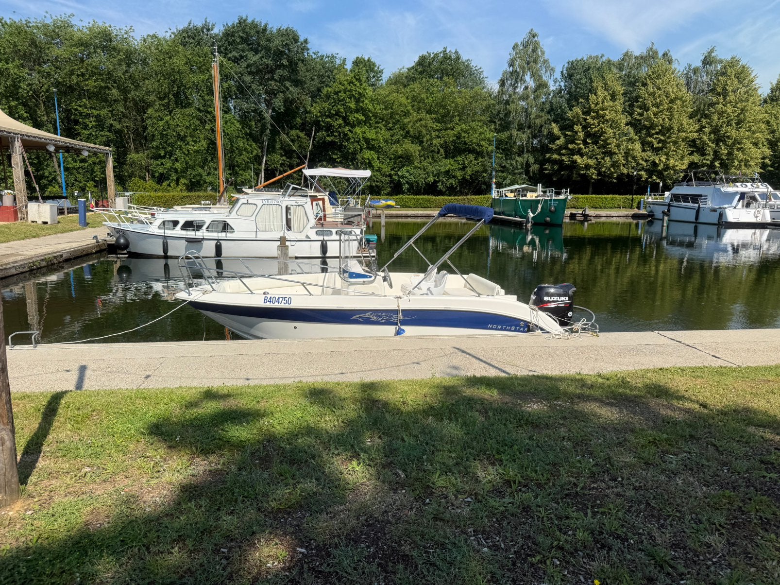 Consoleboot Northstar met suzuki viertakt 140 pk, Watersport en Boten, Vis- en Consoleboten, Ophalen, Zo goed als nieuw
