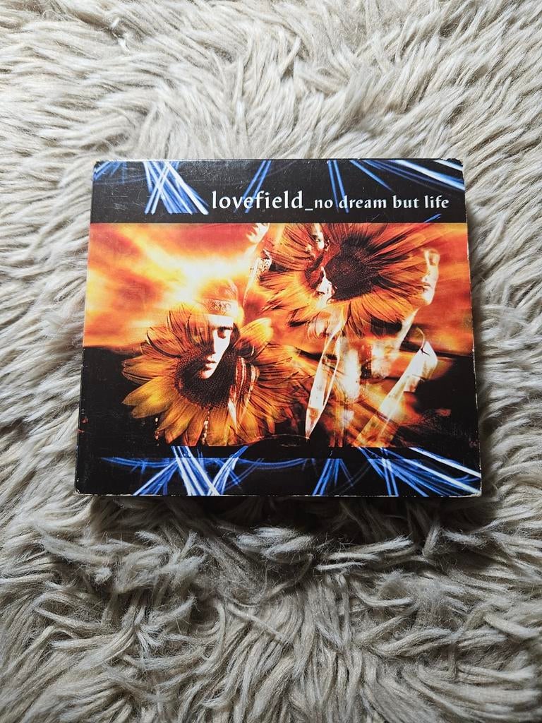 Lovefield - No Dream But Life, Ophalen of Verzenden