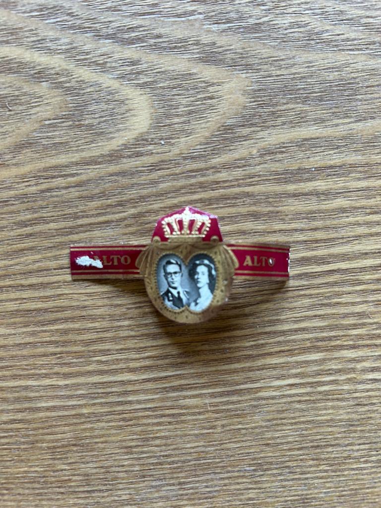 Sigarenbandje Koningshuis, Ophalen of Verzenden, Zo goed als nieuw, Sigarenbandjes