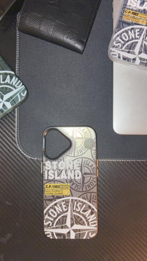 Coque Stone Island pour iPhone 17/16, IPhone 16, Comme neuf, Stone Island, Enlèvement ou Envoi