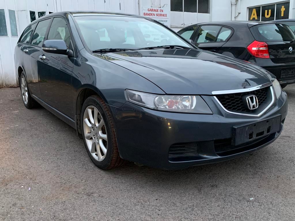 Honda Accord 2.0i automaat bj.2005 benzine 199.000km, Autos, Entreprise, Carnet d'entretien, Noir, 5 portes