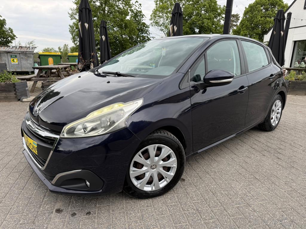 Peugeot 208 1.2 essences automatique GPS, Auto's, Peugeot, Bedrijf, Airbags, Automatische klimaatregeling, Bluetooth, Boordcomputer