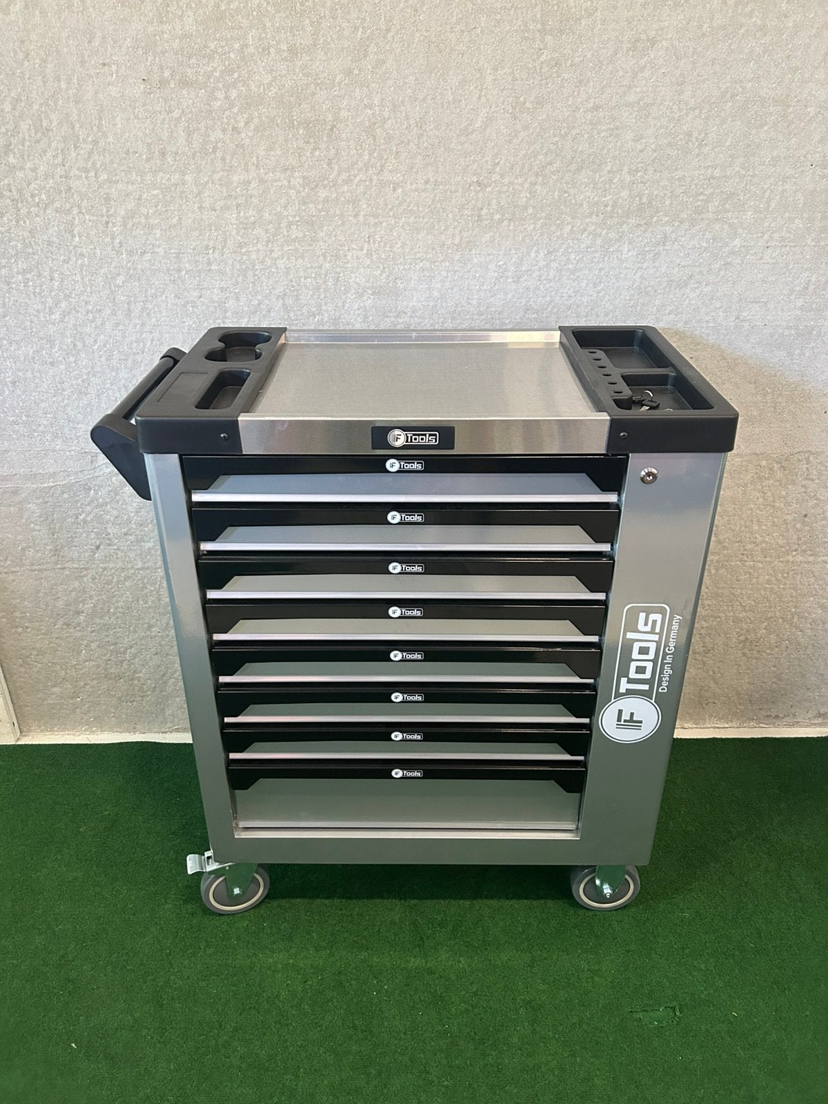 Showroom met gevulde gereedschapwagens vanaf €350, Auto diversen, Ophalen, Nieuw