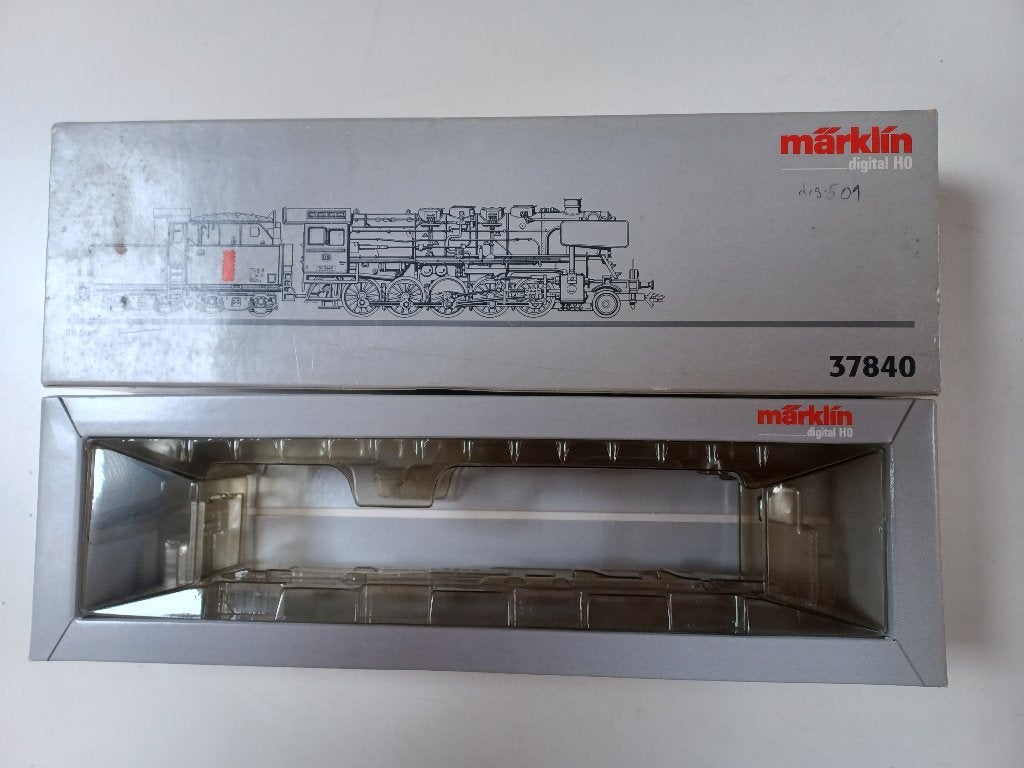 MARKLIN-locomotief 37840, Hobby en Vrije tijd, Wisselstroom, Gebruikt, Locomotief, Verzenden