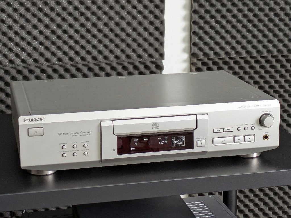 Sony CDP-XE530, cd-speler met remote, geserviced, TV, Hi-fi & Vidéo, Lecteurs CD, Enlèvement ou Envoi, Utilisé, Sony