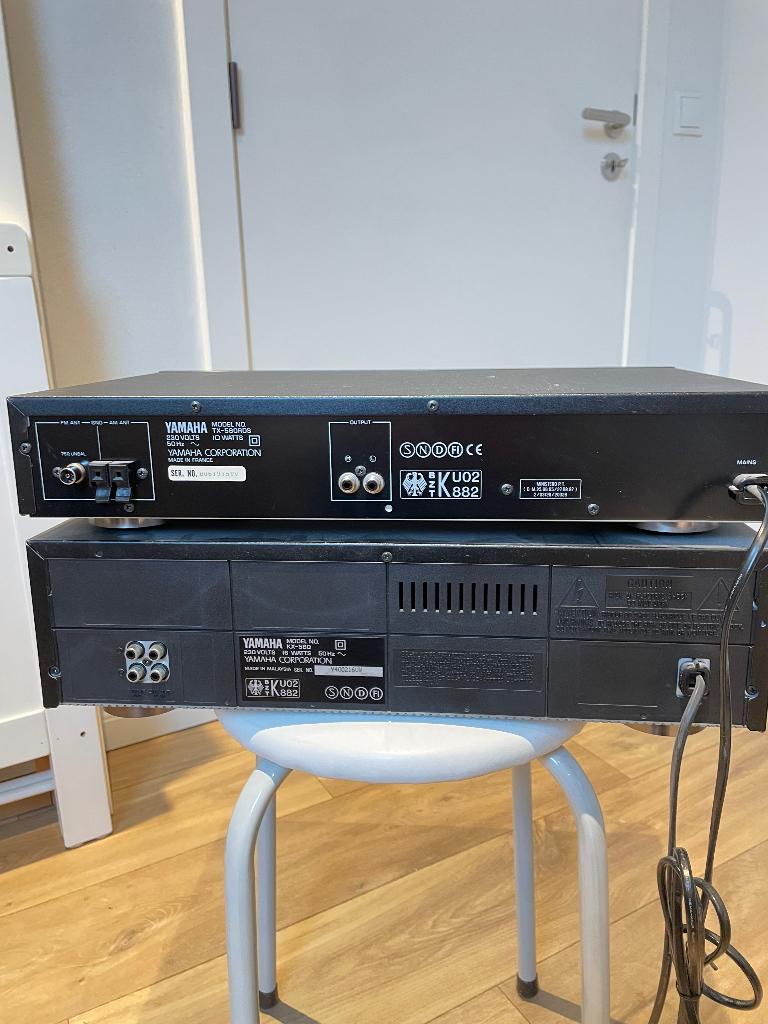 Zwarte hifi, Audio, Tv en Foto, Tuners, Zo goed als nieuw, Ophalen