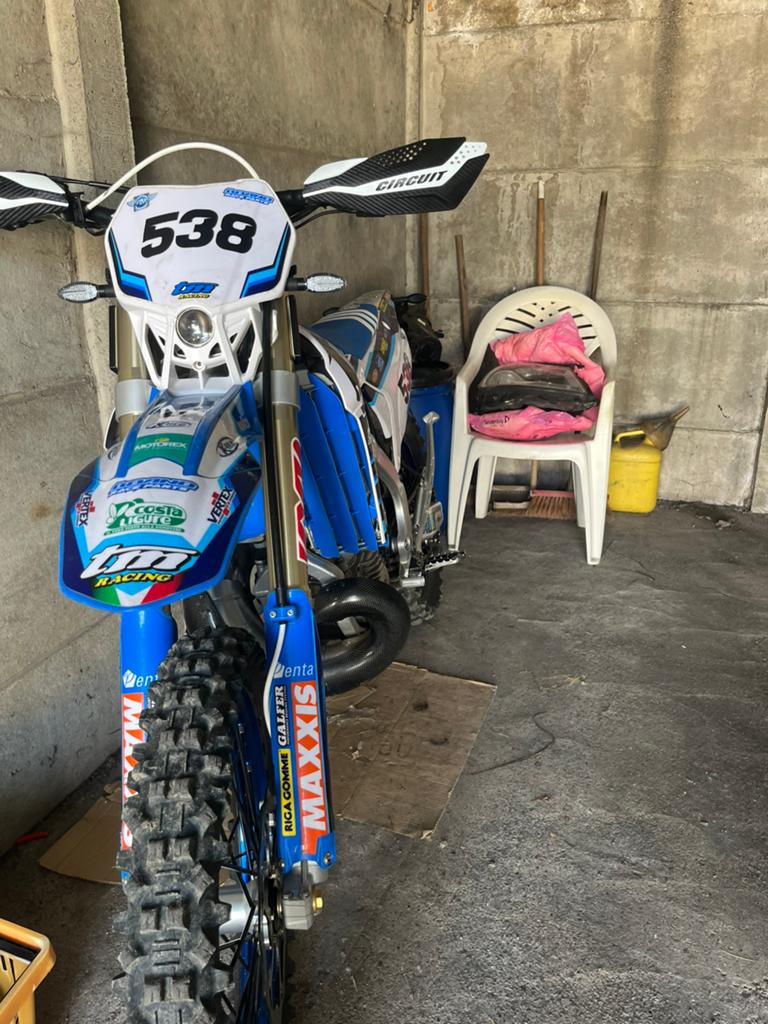 Jusqu'à 250 tonnes, Motos, Motos | KTM, Particulier, Enlèvement