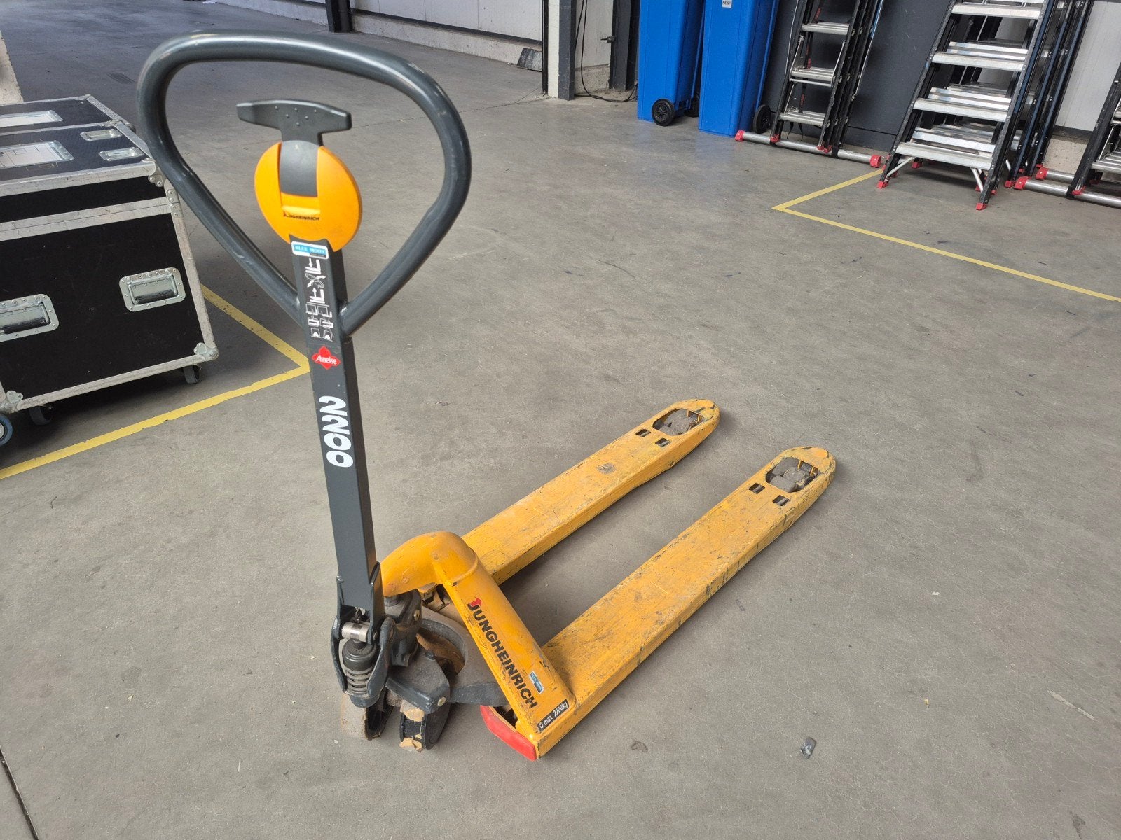 Transpallet Jungheinrich 2.2T, Doe-het-zelf en Bouw, Palletwagens en Pompwagens, Ophalen