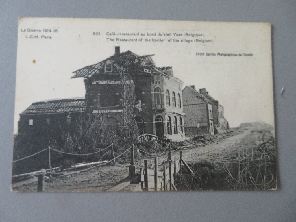 postkaart WO1 Cafe Restaurant grens Ieper Yzer, Ophalen of Verzenden, Overige soorten, Foto of Poster