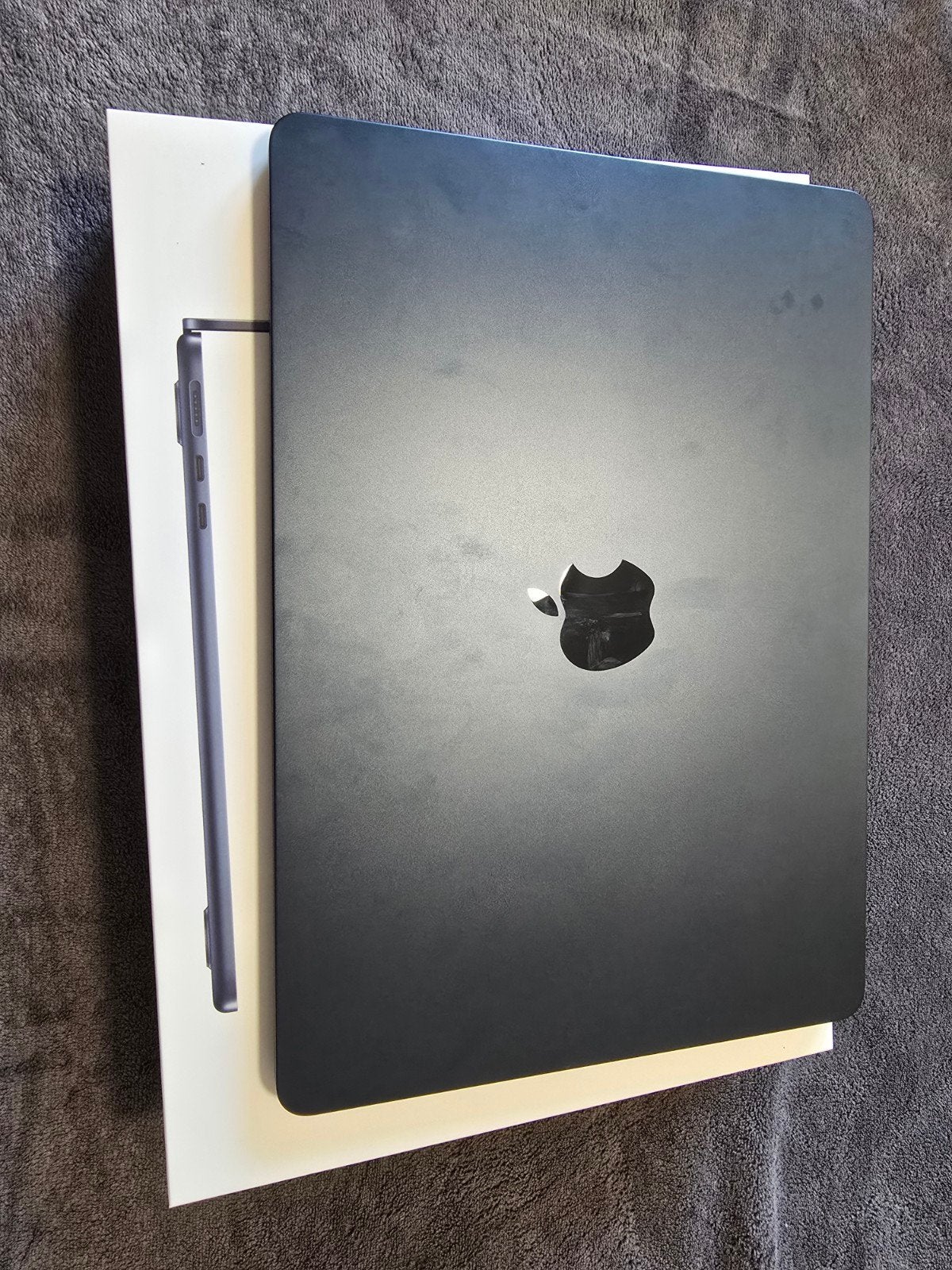 MacBook Air 13" M2 – 16GB / 512GB – Midnight (CH), Informatique & Logiciels, Enlèvement ou Envoi, 16 GB