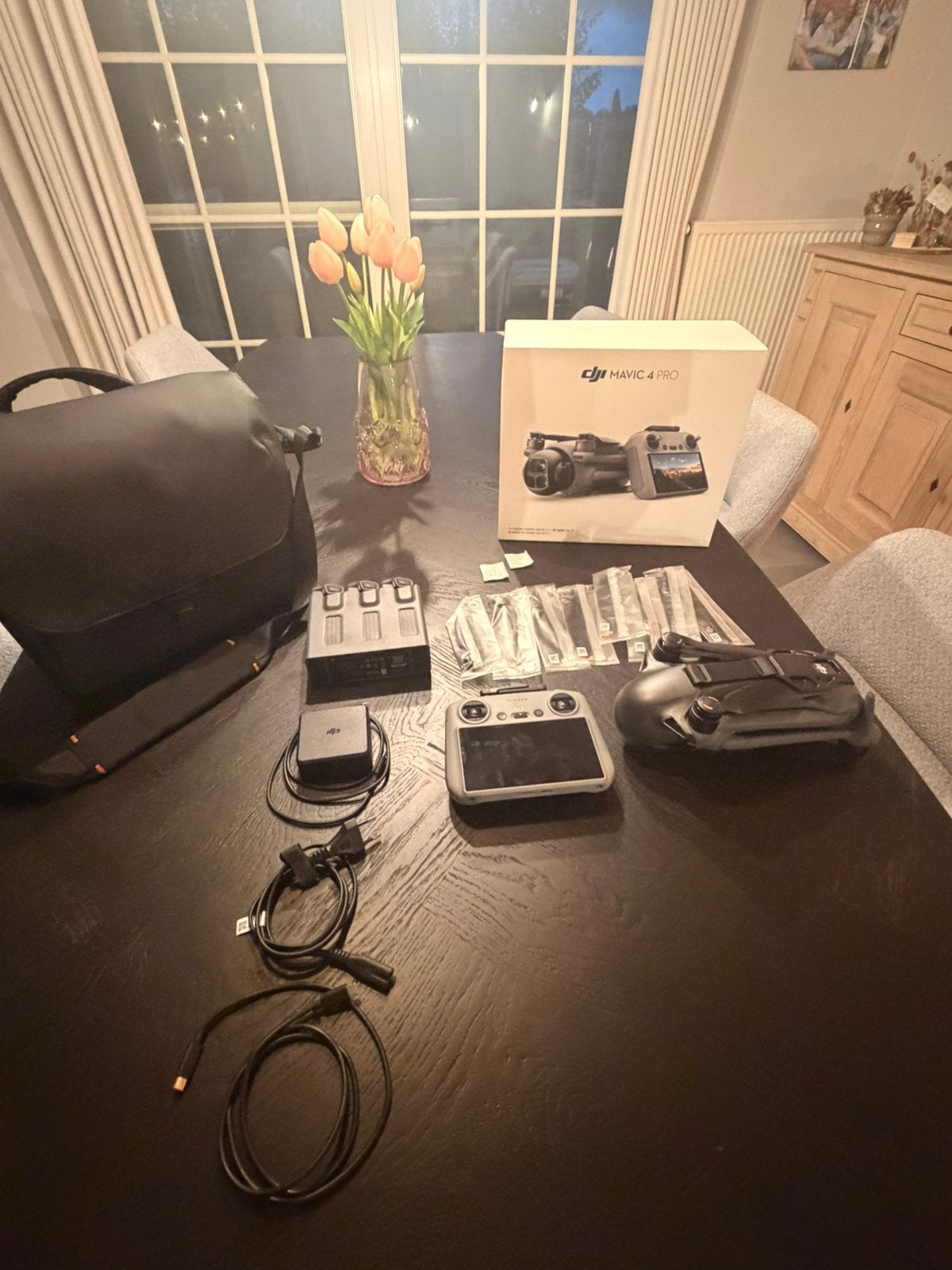 Dji Mavik 4 pro | FLY MORE COMBO, TV, Hi-fi & Vidéo, Enlèvement ou Envoi, Comme neuf, DJI