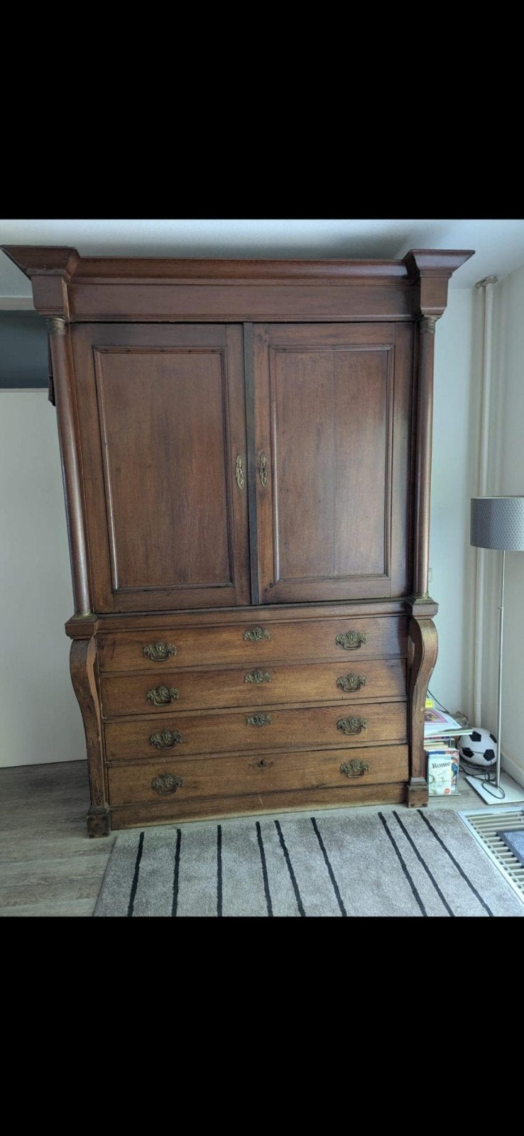 antieke kast uit 1860, Antiek en Kunst, Ophalen of Verzenden