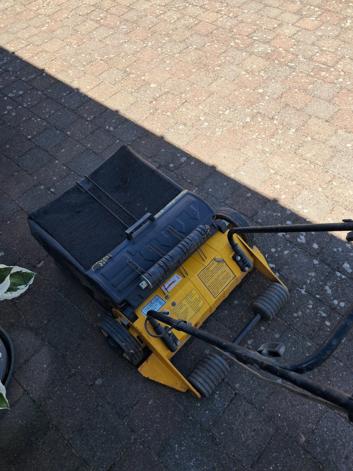 Gazon ontluchter, Ophalen
