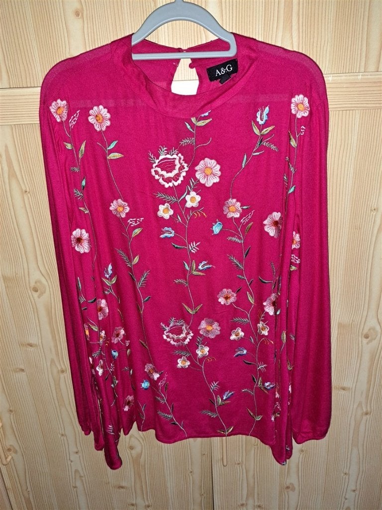 Blouse rood met bloemen maat 44, A&G, Maat 42/44 (L), Ophalen of Verzenden, Zo goed als nieuw