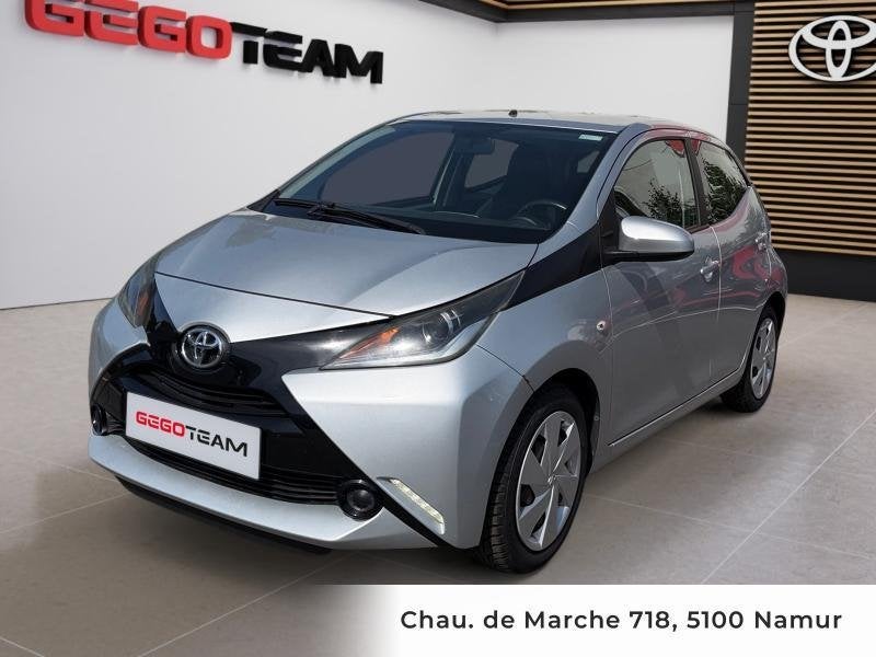 Toyota Aygo x-play, Auto's, Toyota, Electronic Stability Program (ESP), Handgeschakeld, 5 deurs, https://public.car-pass.be/vhr/3a6b14a6-a7b9-49eb-8a52-5e07f9f002ac