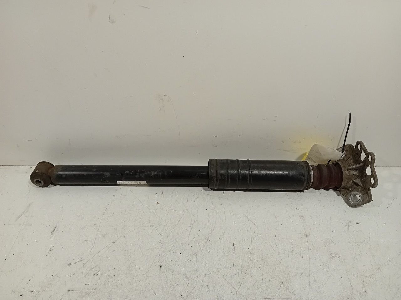 Schokbreker rechts achter Fiat Punto, Onderdelen@venauto.nl, Van der Ven Autorecycling B.V., Gebruikt, Ettenseweg 76, 4706 PB Roosendaal, The Netherlands
