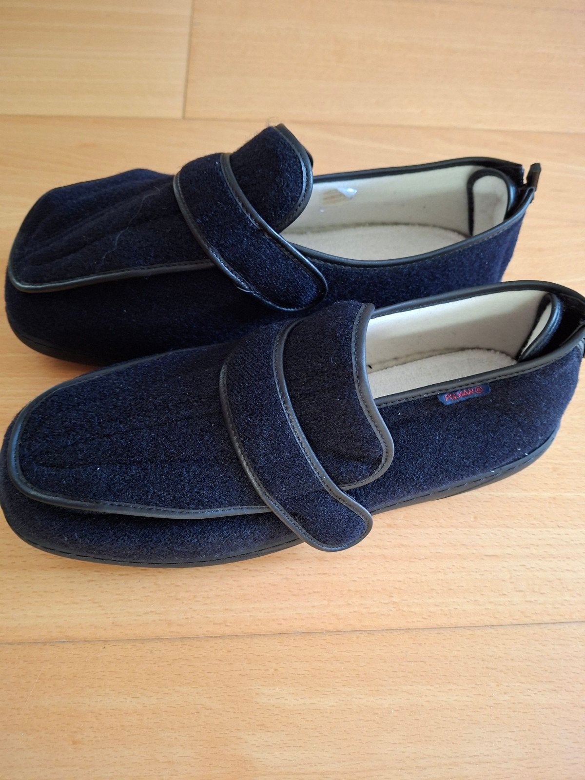 Pulman pantoffels. Maat 44. 2x gedragen., Vêtements | Hommes, Pulman., Enlèvement ou Envoi, Comme neuf, Pantoufles