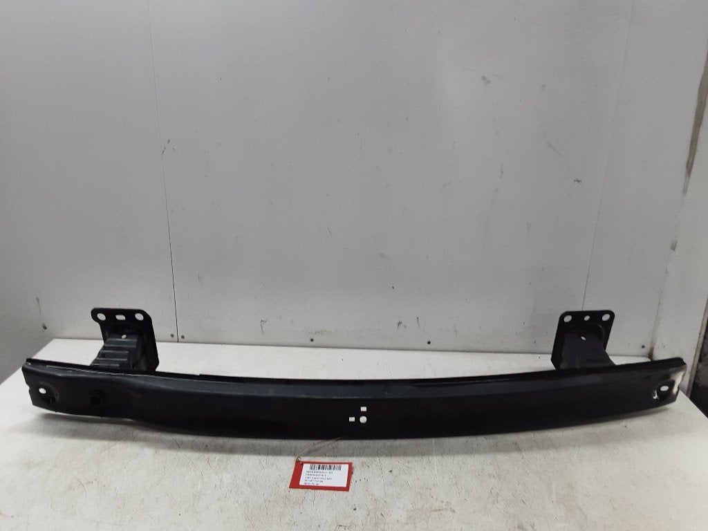 RENFORT PARE CHOC AVANT (TRAVERSE) Renault (09616101F), Autos : Pièces & Accessoires, Renault, Mevr. I. Hauben, Utilisé, Rue de l'Espoir 34 34
4030  GRIVEGNÉE, BE