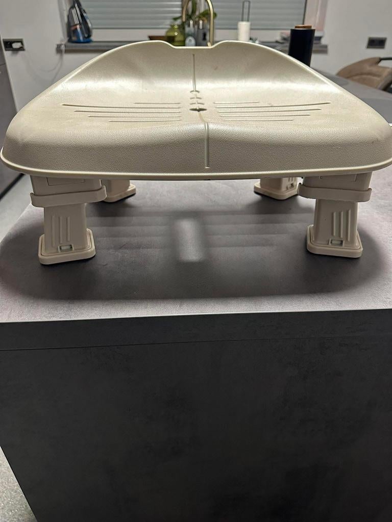 Jacuzzi zitje, Tuin en Terras, Ophalen, Zo goed als nieuw