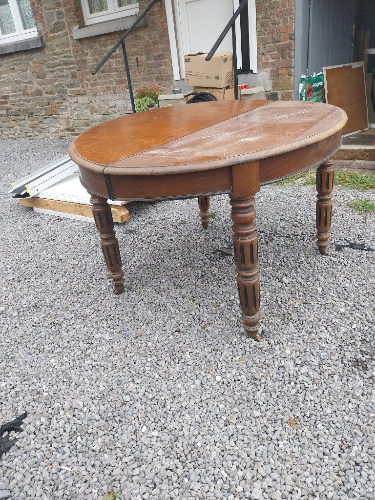 Table ovale ancienne, Maison & Meubles, Ancien, Cinq personnes ou plus, 100 à 150 cm, Enlèvement