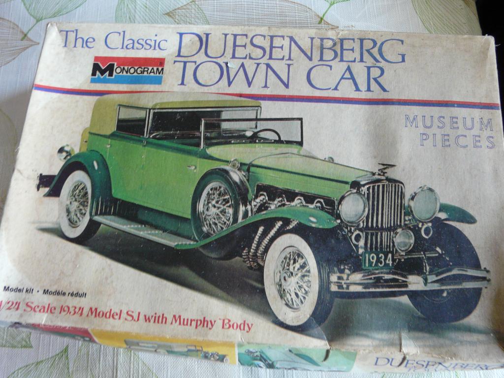 DUESENBERG TOWN CAR 1/24 MONOGRAM, Neuf, Voiture, Plus grand que 1:32, Monogram