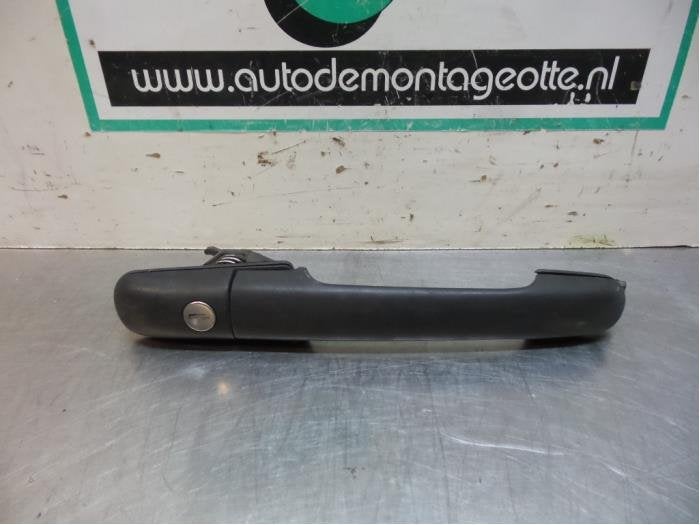 Poignée portière 4portes avant droite d'un Volkswagen LT (, Autos : Pièces & Accessoires, Carrosserie & Tôlerie, Volkswagen, -