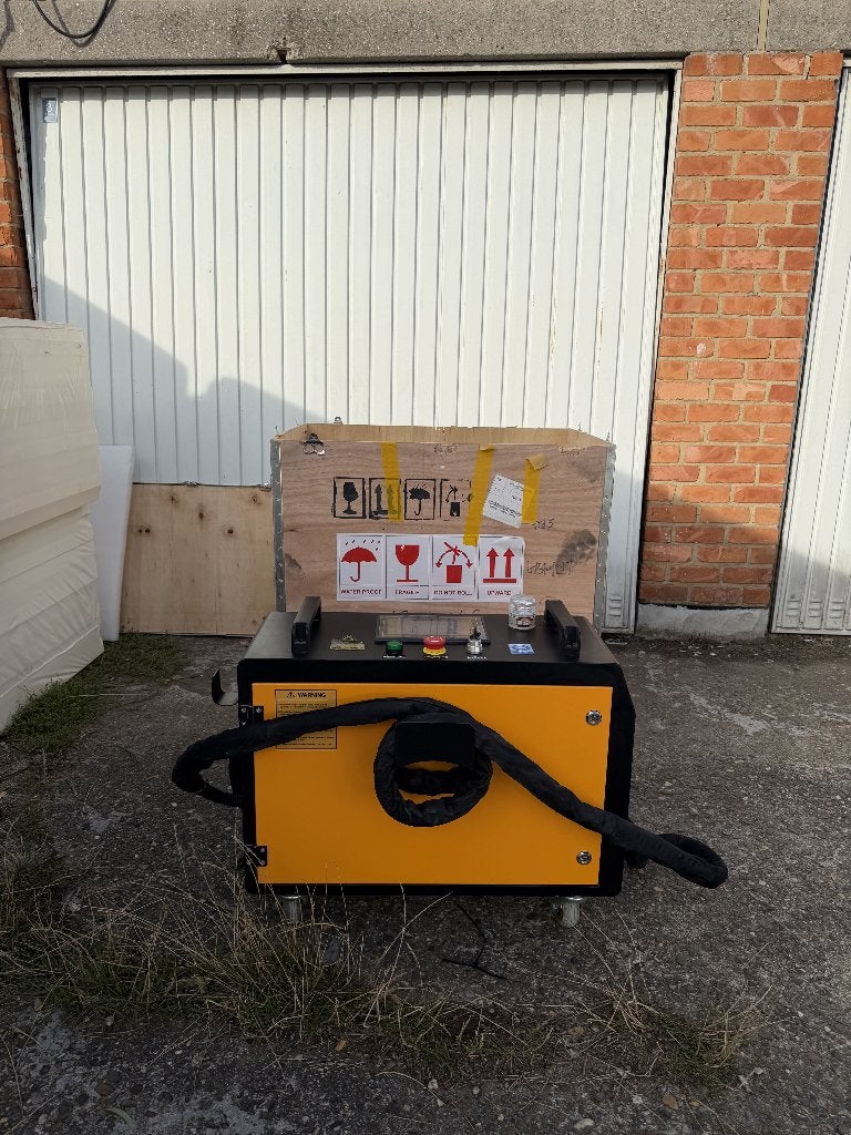 Laser cleaner 300W gepulst (laserreiniger), amper gebruikt, Ophalen, Zo goed als nieuw