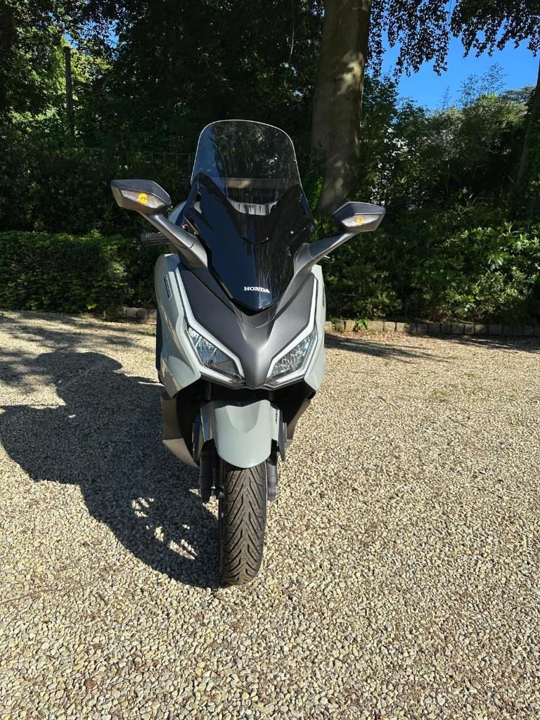 Honda Forza 350 2000km & Top Case, Scooter, Occasion, Particulier, 12 à 35 kW