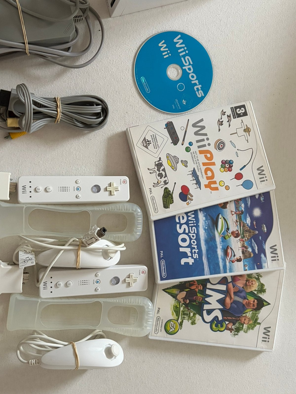 1 Wii + 5 spelletjes, Games en Spelcomputers, Ophalen of Verzenden, Zo goed als nieuw, Sport