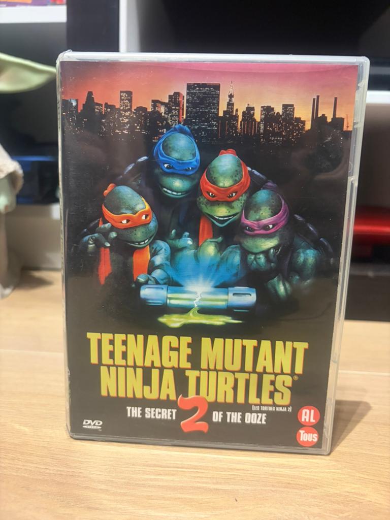 Teenage mutant ninja turtles 2, Ophalen, Zo goed als nieuw