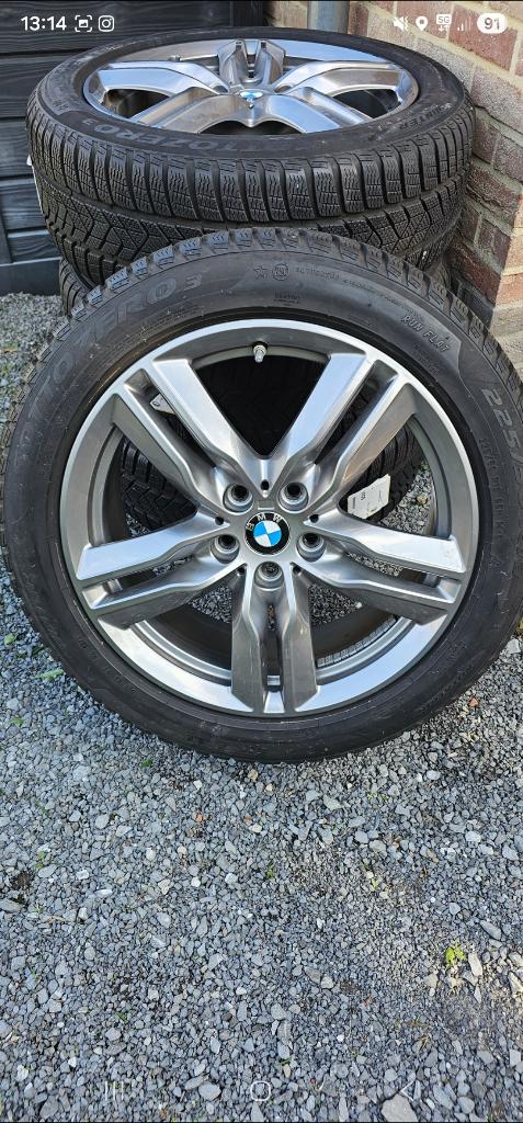 Autobanden met velgen bmw, Ophalen, Velg(en)