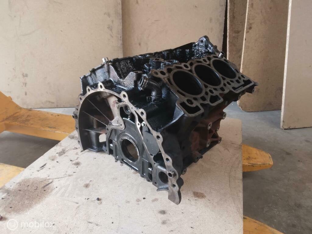 Onderblok 276dt Land Rover Discovery 3 motor onder blok TDV6, Autos : Pièces & Accessoires, Moteurs & Accessoires, Land Rover
