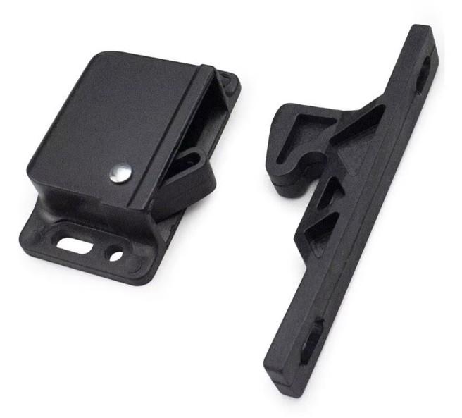 Knaus kastdeursluiting zwart greeploos R15030048, Caravans en Kamperen, Caravanaccessoires, Nieuw, Ophalen of Verzenden