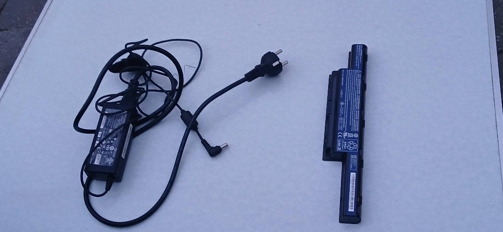 Batterij + oplader Packard Bell EG70, Ophalen, Gebruikt, Packard Bell